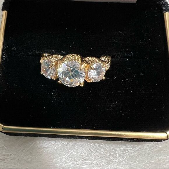 Gold‎ Plated Diamondesque Engagement/Cocktail/Anniversary Ring - 7 - Picture 6 of 11